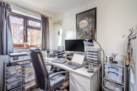 1346886-11-68b01c...