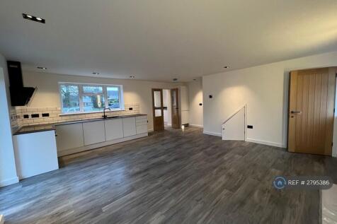 Living / Dining / Kitchen