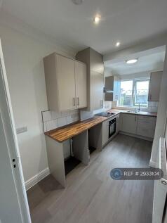 Lowestoft Road, Great Yarmouth, NR31 photo 4
