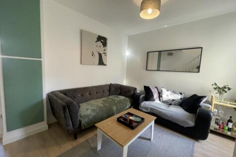 Call 02920 668585 to secure your viewing _67