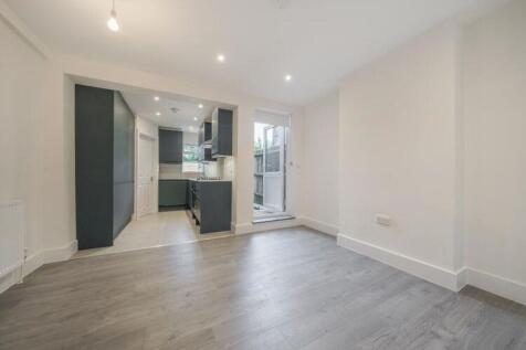 Garratt Lane Tooting SW17 0PF photo 3