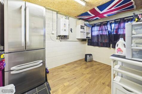 Garage/Utility