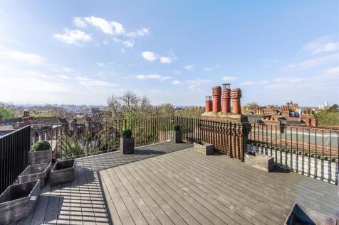 Roof Terrace 2.jpg