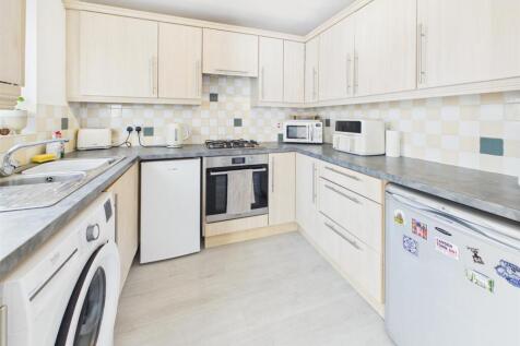 Laburnum Way, Loughborough photo 4