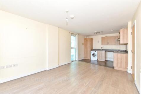 Lounge/Kitchen