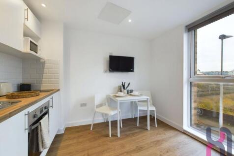 33 Frederick Road, Salford, M6 photo 3