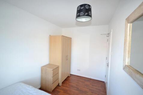 Grace Avenue, Oldbrook, Milton Keynes, Buckinghamshire, MK6 2XN photo 3