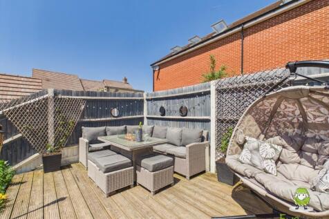 EweMove Estate Agents Basingstoke - Tubb Way