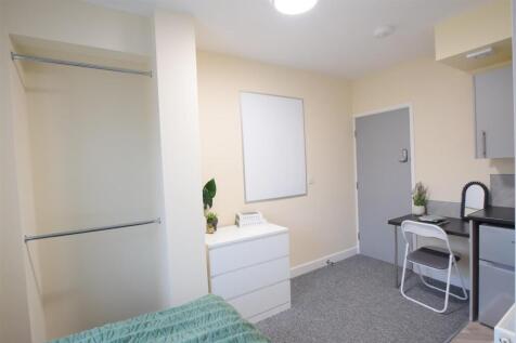 Carholme Road - Studio 5 - AVAILABLE November photo 3