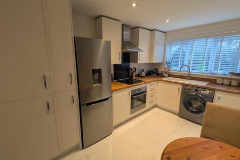 PXL_20251208_1428373