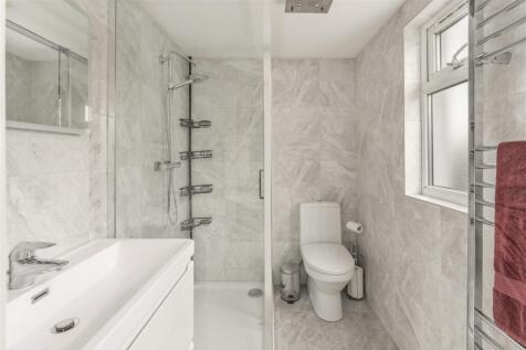 105 Sinclair Avenue, Banbury-21.jpg