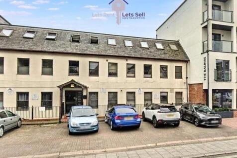 LOWMANS HOUSE APARTMENT PORTSWOOD