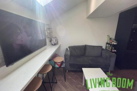 Lounge 1