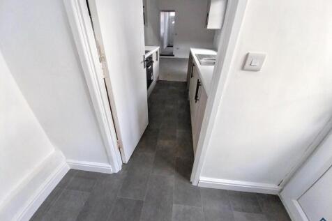 Lyndhurst Road, Sneinton, Nottingham, NG2 4FW photo 4