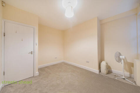 82c95286-3767-42a...