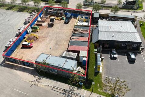 Unit 6 Lucas Way 4.jpg