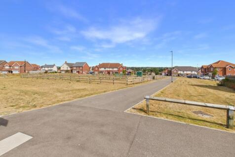 View / walk towards town centre
