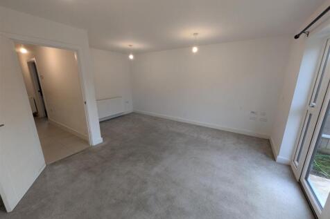 Living dining room 1.1.jpg