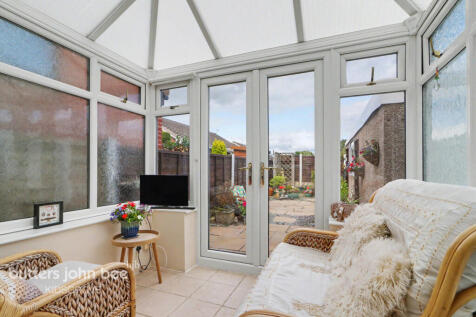 Stoke-on-trent, ST7 - property photo