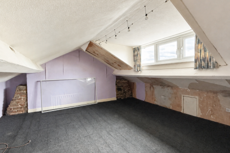 Bedroom Three/Attic Room (Top floor)