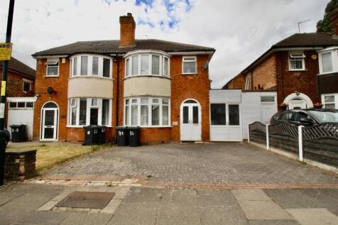Front Garden/Driveway
