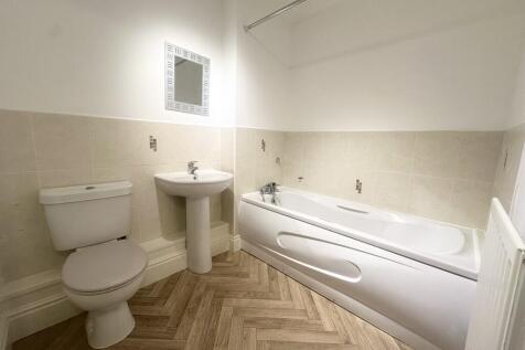 Woolcombers Way, Tyersal photo 5