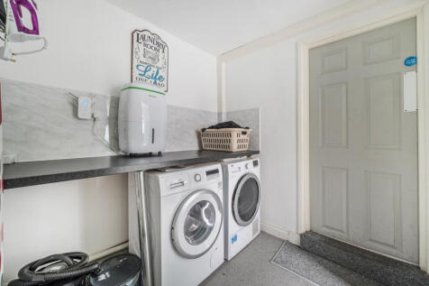 1373731-9-6900f9c...