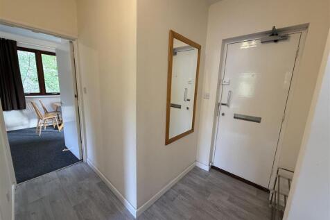 5 Hertford 8.jpg