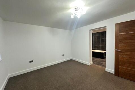Highlands Avenue, Strensall photo 5