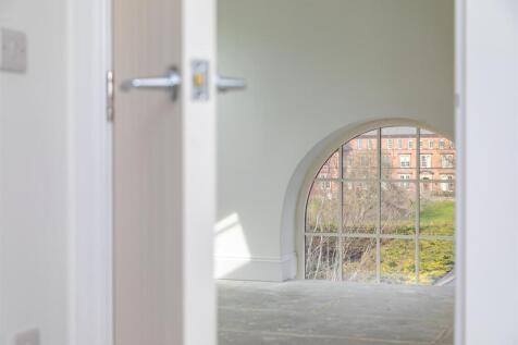 old lecture mar 25-37.jpg