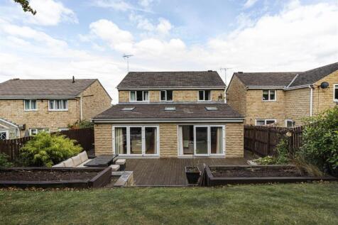 Bramleys Estate Agents - Oakfield Drive - Mirfield