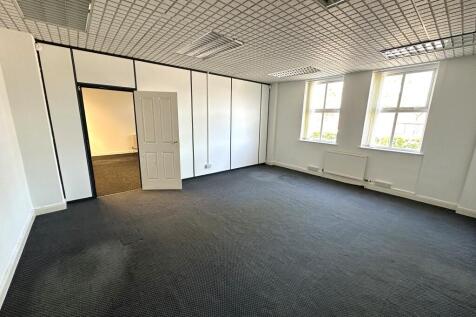 Office for sale Image 11