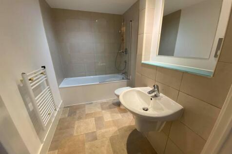 302 West One City, City Centre, S1 photo 4