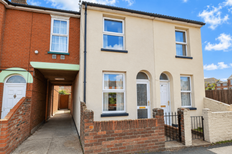 3 Bedroom Link Semi FOR SALE