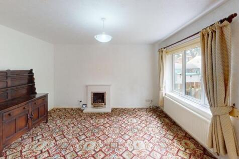 Appleby-ct-Bedroom 1.jpg