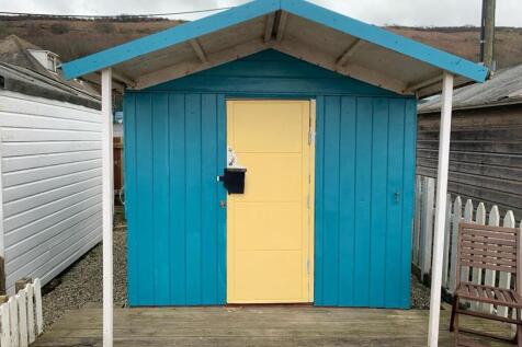 Beach Hut 1.jpeg