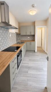 Waterflow Road, London photo 4