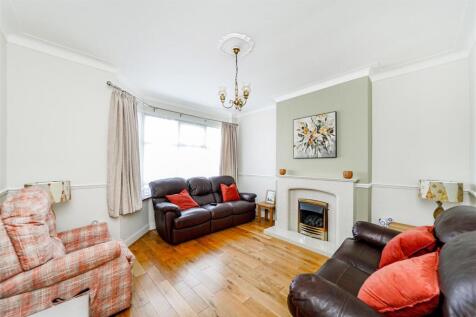 76 Roberts Road-2.jpg