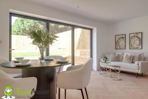 Family Hub at Station Road by Ben Brind EweMove Sa