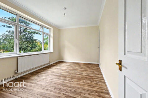 Windsor Lane, SLOUGH photo 5