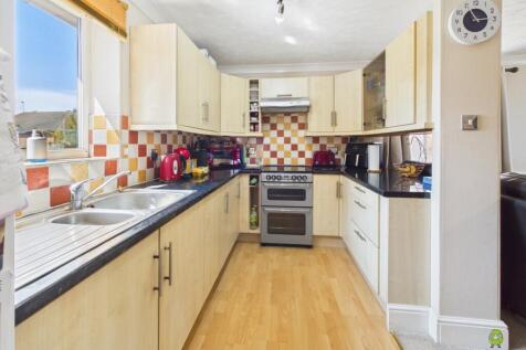 Presented by Clinton at EweMove Bexleyheath and Da