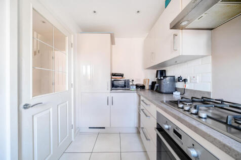 1374055-18-6909d4...