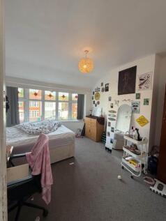 Delacourt Road, Fallowfield photo 4