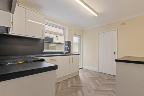 Cooper Road, Grimsby photo 4
