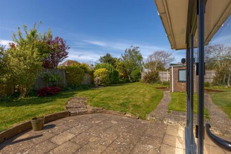 Cowdrey Close_22.jpg