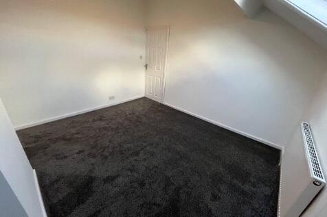 Daw Green Avenue, Crigglestone, Wakefield, WF4 photo 5