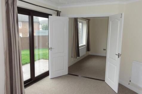 Lyminster Close, Bury St Edmunds photo 4