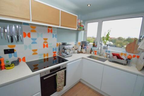 Shallmarsh Road, Wirral, CH63 2JZ photo 4