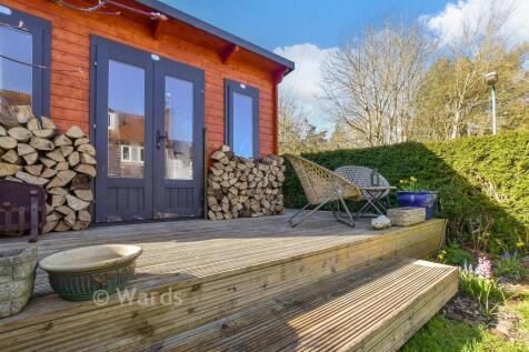 Patio / Decking