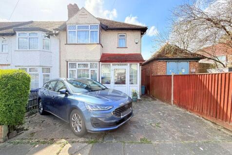 Greenford, UB6 - property photo